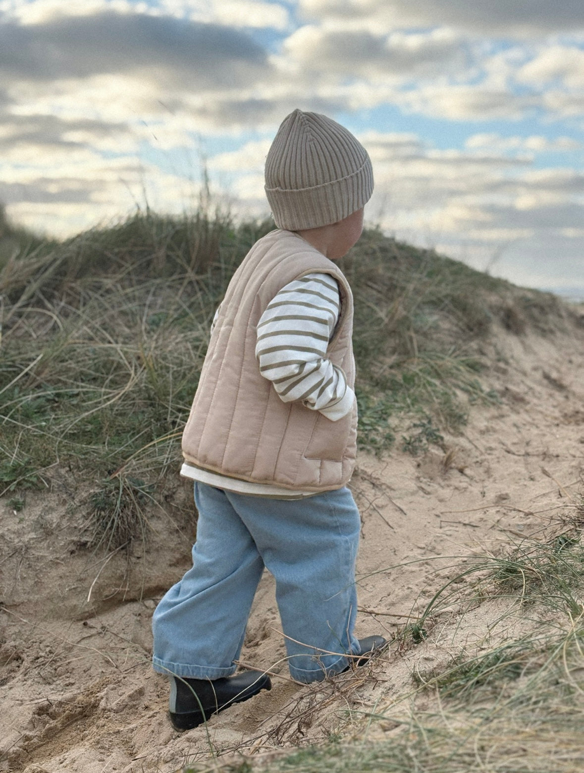 Quilted Gilet in Sand